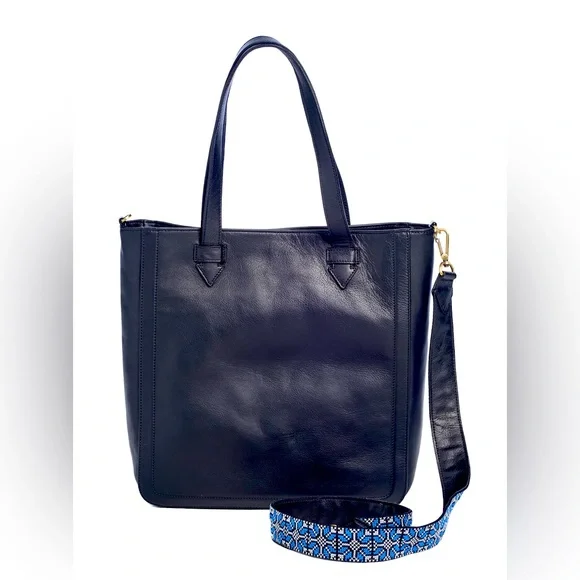 🧿😀Black leather tote bag with Palestinian embroidery shoulder strap. NWT
